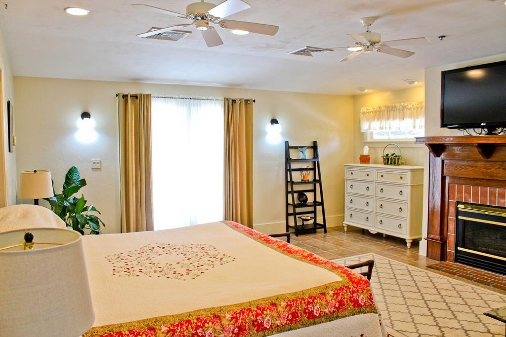 Night Swan Intracoastal Bed & Breakfast New Smyrna Beach Luaran gambar